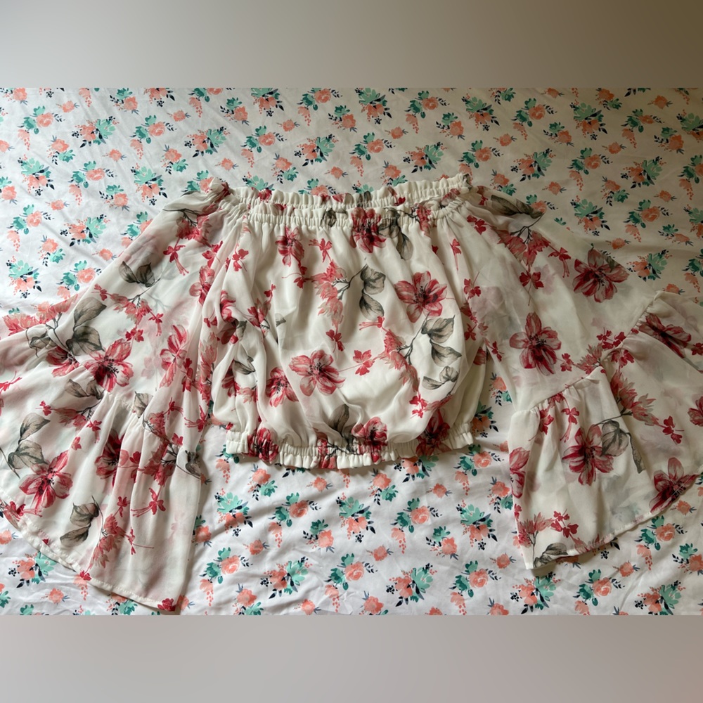 Off-Sleeve Flower Dress Shirt